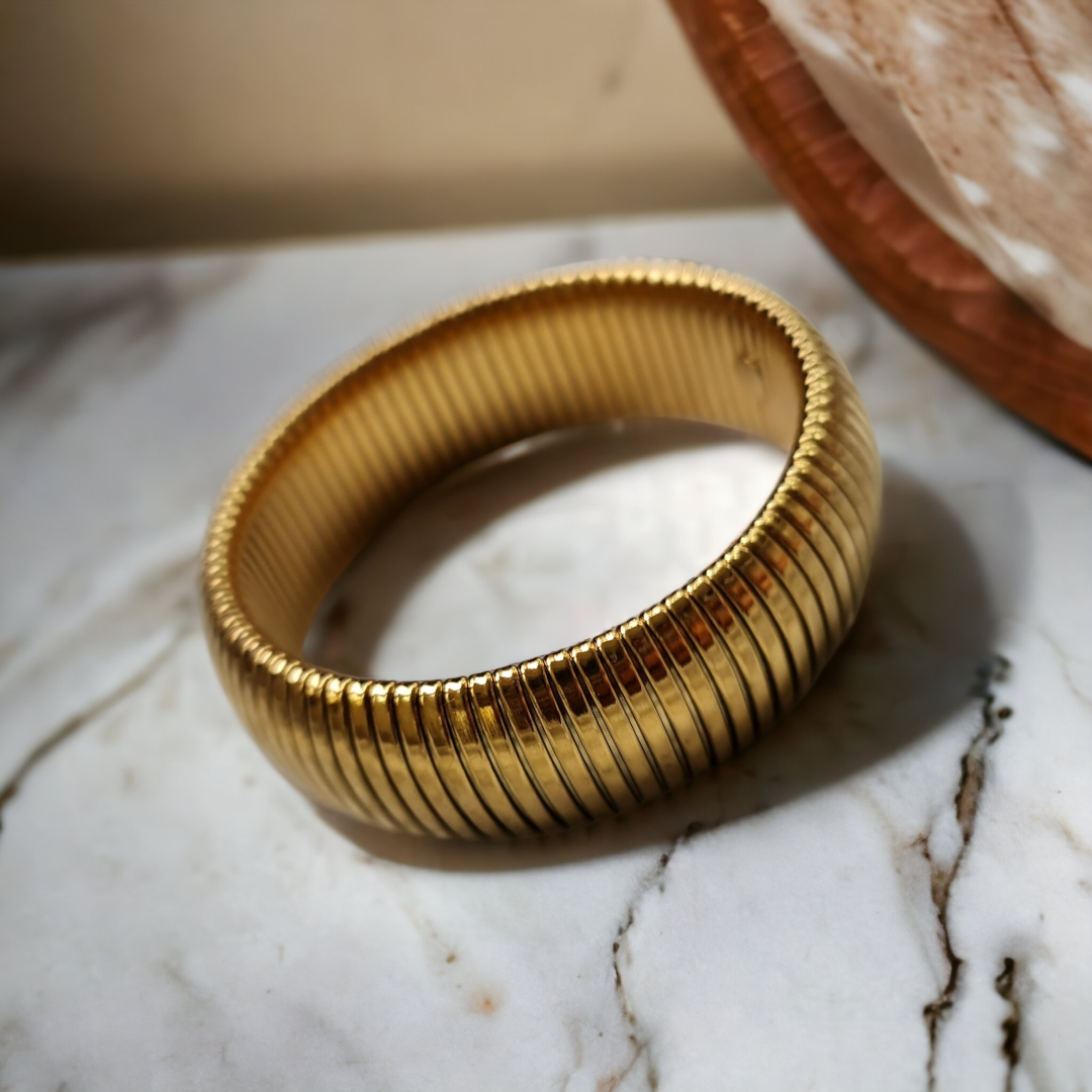 【美品】human made bangle gold 美品】human made bangle gold